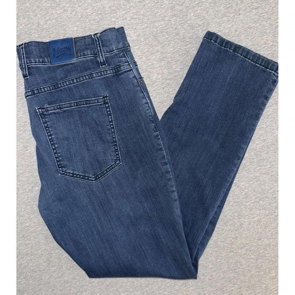 Mugsy Mens Studio Blues Slim Stretchy Jeans Size 35x30 Buttery Soft Streetwear
